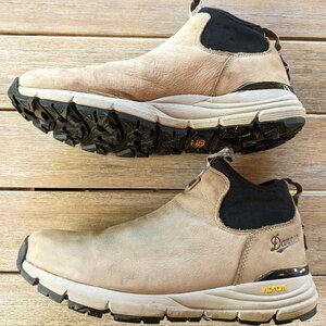 Men's DANNER Mountain 600 Chelsea Timberwolf Suede Boots Size 9.5 D